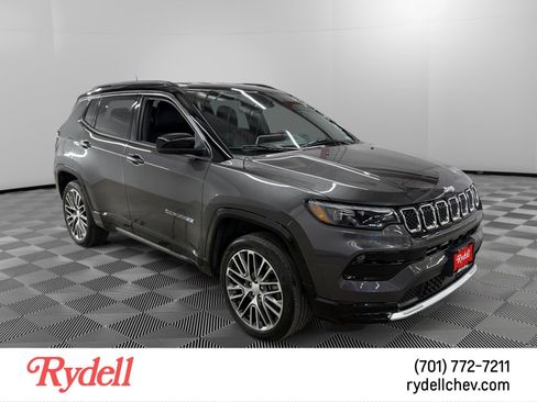 Used 2023 Jeep Compass Limited w/ Elite Group AWD/4WD image 7