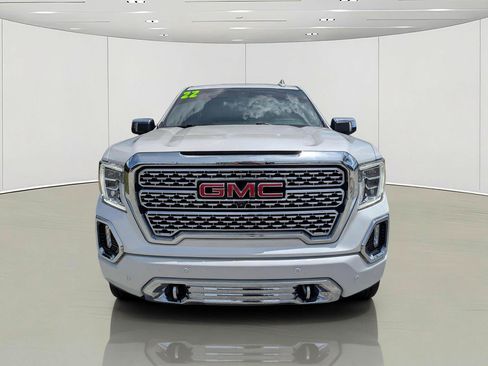 Used 2022 GMC Sierra 1500 Denali w/ Denali Reserve Package AWD/4WD image 3