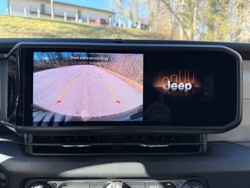 New 2026 Jeep Wrangler Unlimited Sport image 22