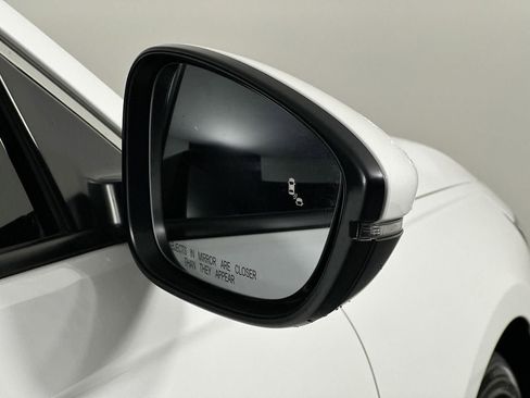 Used 2024 Honda Accord Touring image 30