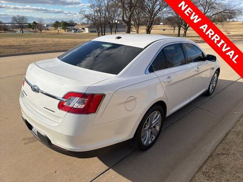 Used 2011 Ford Taurus Limited w/ 303A Rapid Spec Order Code image 3