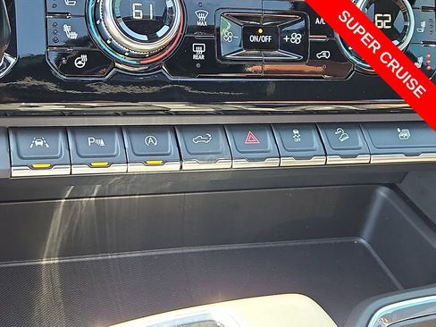 Used 2023 GMC Sierra 1500 Denali Ultimate AWD/4WD image 26
