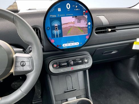 Certified 2025 MINI Cooper 2-Door Hardtop image 6