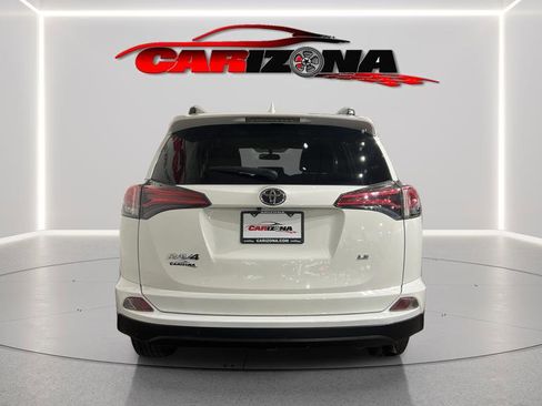 Used 2016 Toyota RAV4 LE image 7