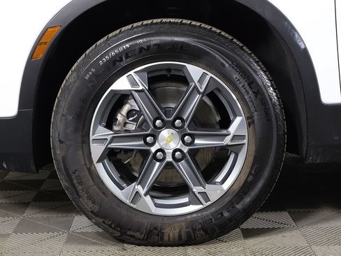 Used 2025 Chevrolet Blazer LT AWD/4WD image 19