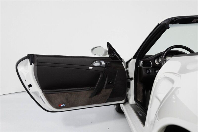 Used 2008 Porsche 911 Turbo AWD/4WD image 16