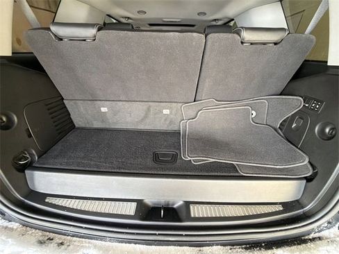 Certified 2020 GMC Yukon Denali w/ Denali Premium Package image 26