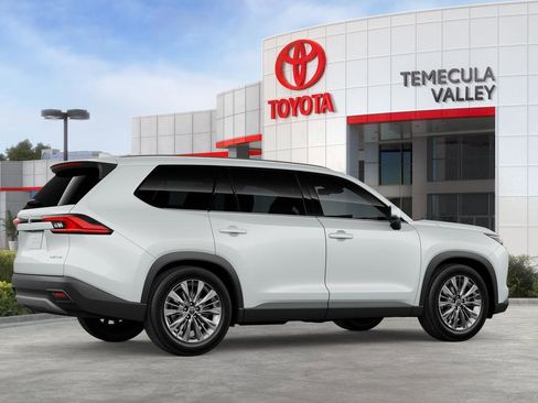 New 2026 Toyota Grand Highlander Platinum image 25