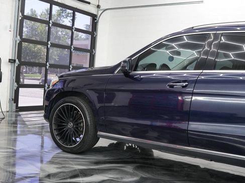 Used 2018 Mercedes-Benz GLS 450 4MATIC image 14