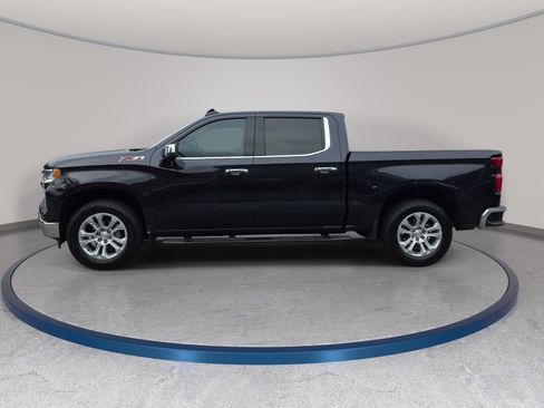 Used 2023 Chevrolet Silverado 1500 LTZ w/ Technology Package AWD/4WD image 8