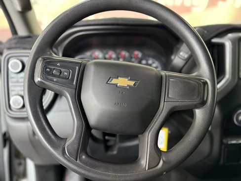 Used 2020 Chevrolet Silverado 1500 Custom w/ Custom Value Package image 34