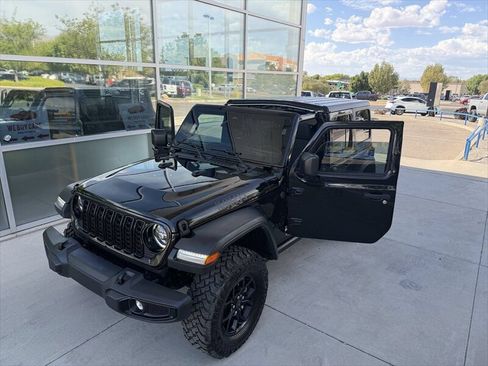 Used 2026 Jeep Wrangler Unlimited Sport AWD/4WD image 6