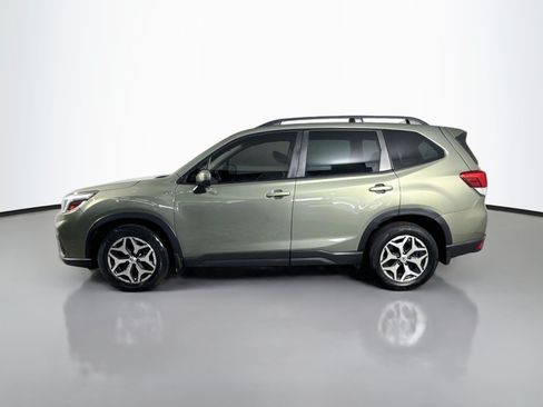 Used 2020 Subaru Forester Premium AWD/4WD image 6