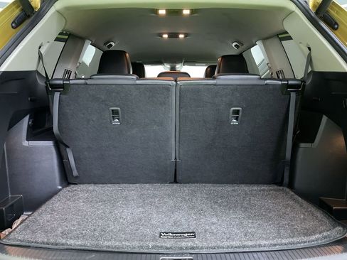 Used 2018 Volkswagen Atlas SE image 28