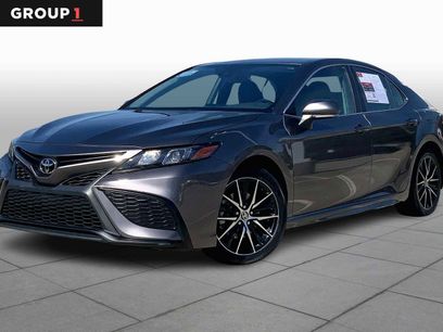 Used 2024 Toyota Camry SE w/ Convenience Package