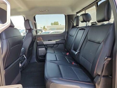 Used 2024 Ford F250 Lariat AWD/4WD image 19