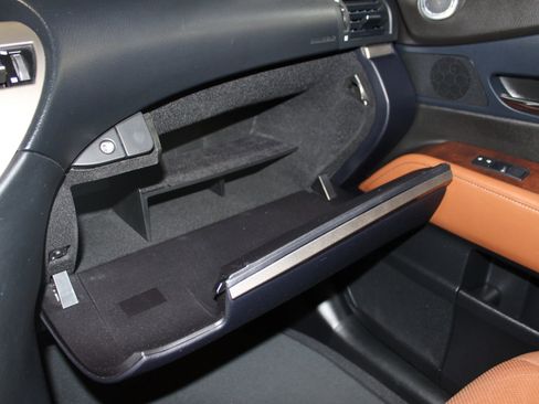 Used 2015 Lexus RX 450h RX 450h Sport Utility 4D image 31