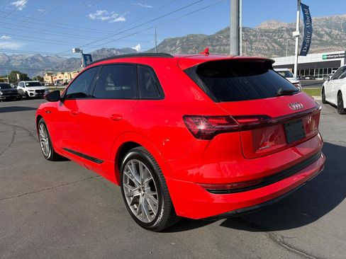 Used 2021 Audi e-tron Prestige w/ Prestige Package AWD/4WD image 8
