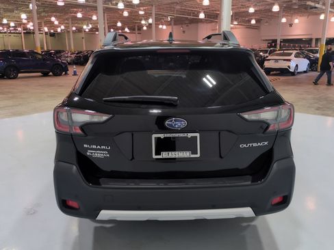 Used 2024 Subaru Outback Limited AWD/4WD image 4