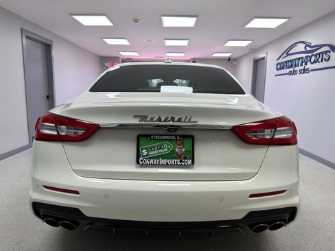 Used 2018 Maserati Quattroporte S GranSport Q4 AWD/4WD image 7