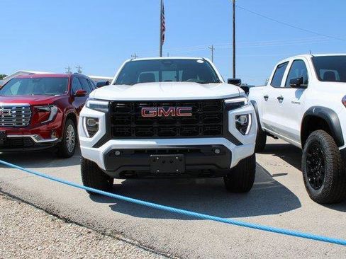 New 2026 GMC Canyon Elevation w/ Convenience Package image 7