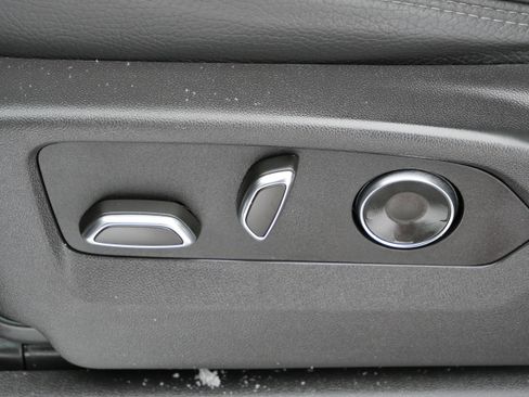 Used 2024 GMC Sierra 1500 Denali image 18