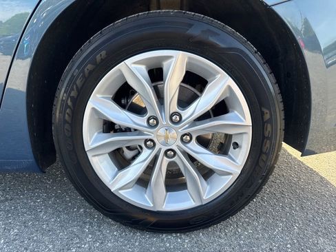 Used 2025 Chevrolet Malibu LT FWD image 26