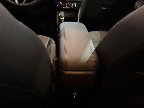 Used 2025 Buick Encore GX Preferred image 27