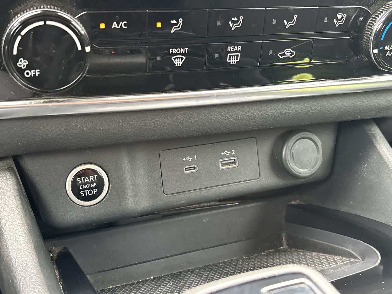 Used 2023 Nissan Rogue S AWD/4WD image 19