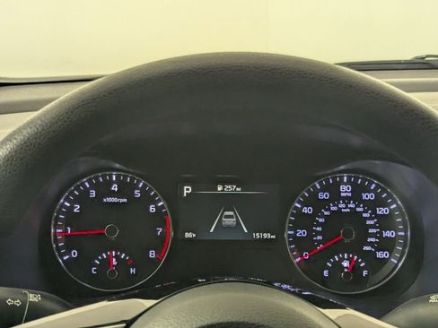 Used 2024 Kia Forte LXS image 17