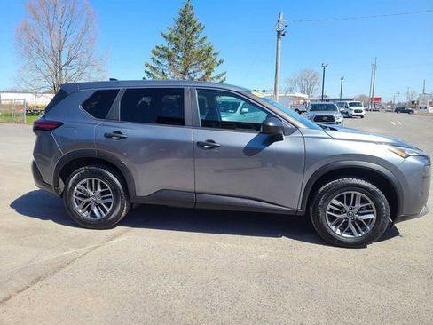 Used 2023 Nissan Rogue S AWD/4WD image 5