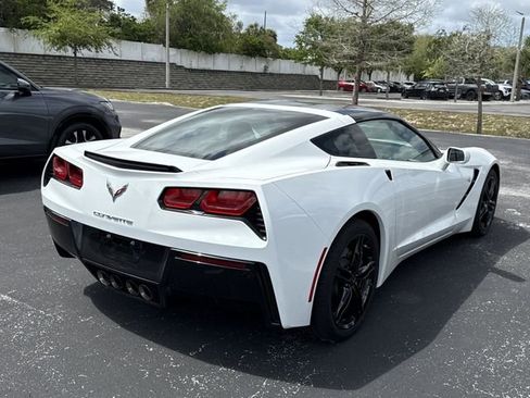 Used 2016 Chevrolet Corvette Stingray Coupe image 4