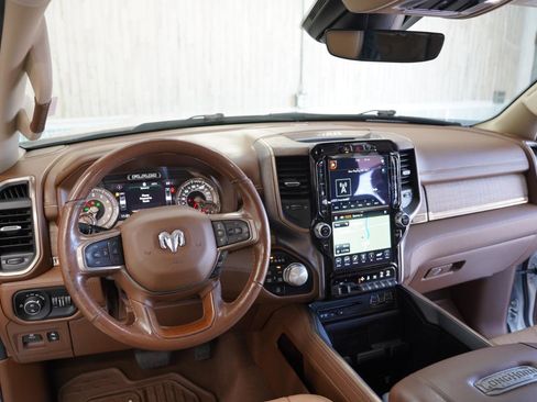 Used 2019 RAM 1500 Limited image 11