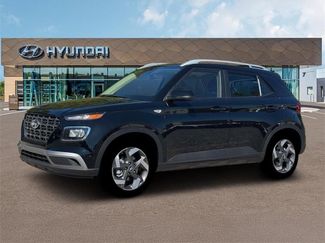New 2026 Hyundai Venue SEL FWD video 2