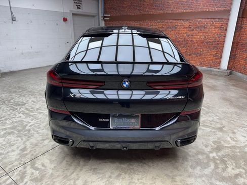Certified 2023 BMW X6 xDrive40i w/ Executive Package image 4