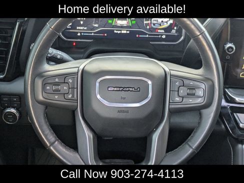 Used 2025 GMC Sierra 2500 Denali Ultimate image 13