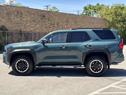 Used 2025 Toyota 4Runner TRD Off-Road Premium AWD/4WD image 8