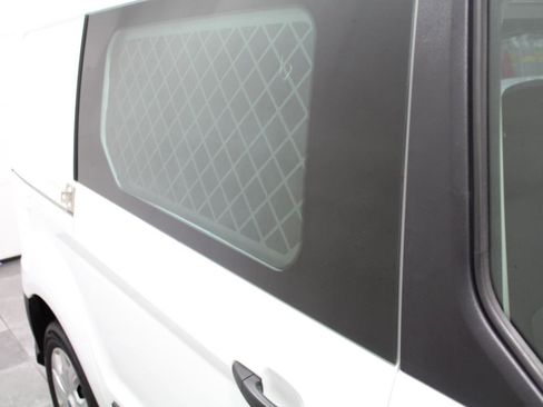 Used 2022 Ford Transit Connect XL image 32