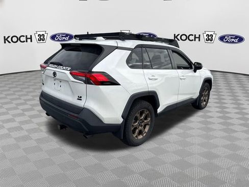 Used 2020 Toyota RAV4 LE w/ All Weather Liner Package AWD/4WD image 8