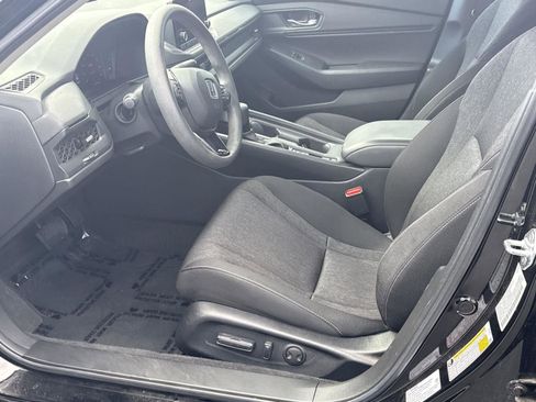 Used 2023 Honda Accord EX image 15