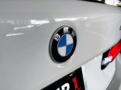 Used 2022 BMW 540i w/ Executive Package image 30