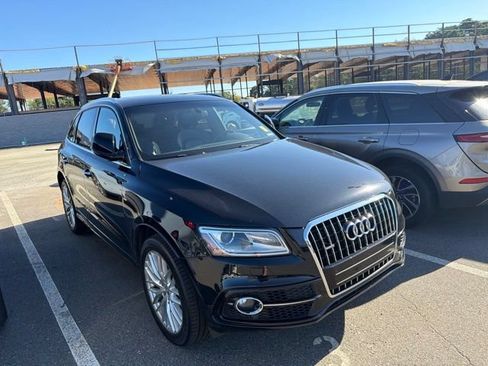 Used 2017 Audi Q5 2.0T Premium Plus w/ Technology Package AWD/4WD image 2