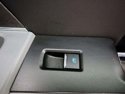 Used 2024 Ford F150 XLT image 29