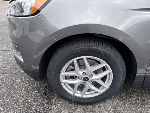Used 2022 Ford Edge SEL w/ Convenience Package image 8
