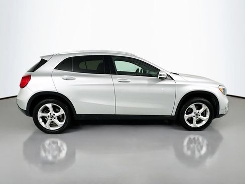Used 2018 Mercedes-Benz GLA 250 4MATIC image 7