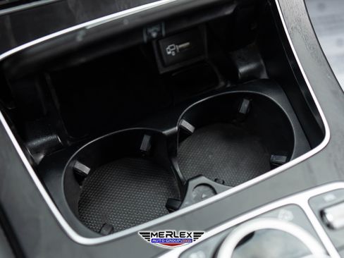 Used 2018 Mercedes-Benz E 400 4MATIC Sedan w/ Premium 3 Package image 33