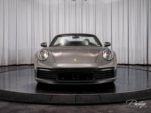 Used 2020 Porsche 911 Carrera 4S AWD/4WD image 3