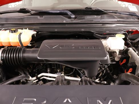 Used 2020 RAM 1500 Big Horn RWD image 18