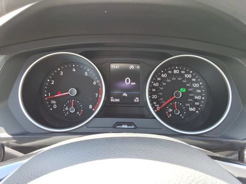 Used 2021 Volkswagen Tiguan S FWD image 28