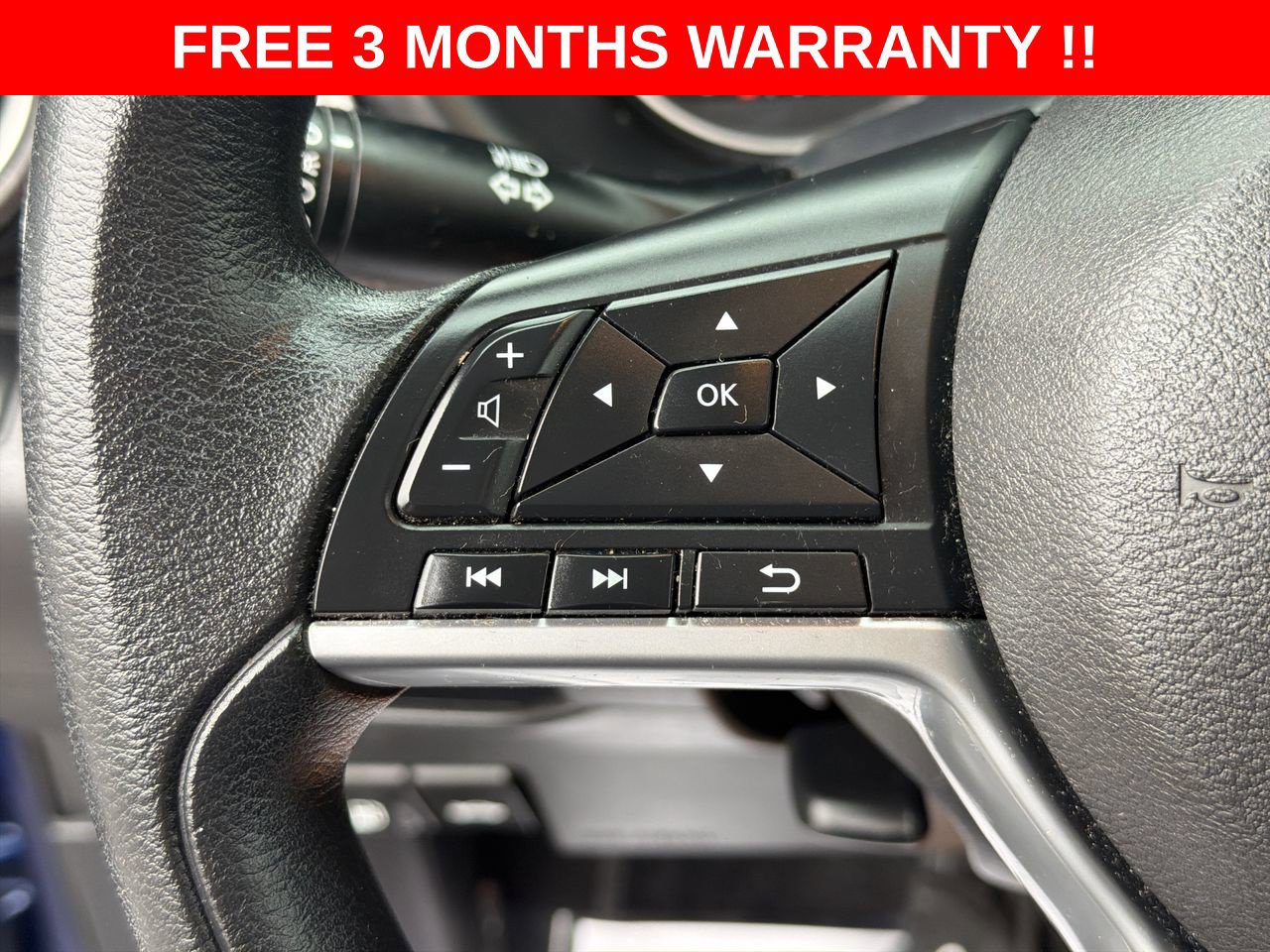 Used 2018 Nissan Kicks SV FWD image 38